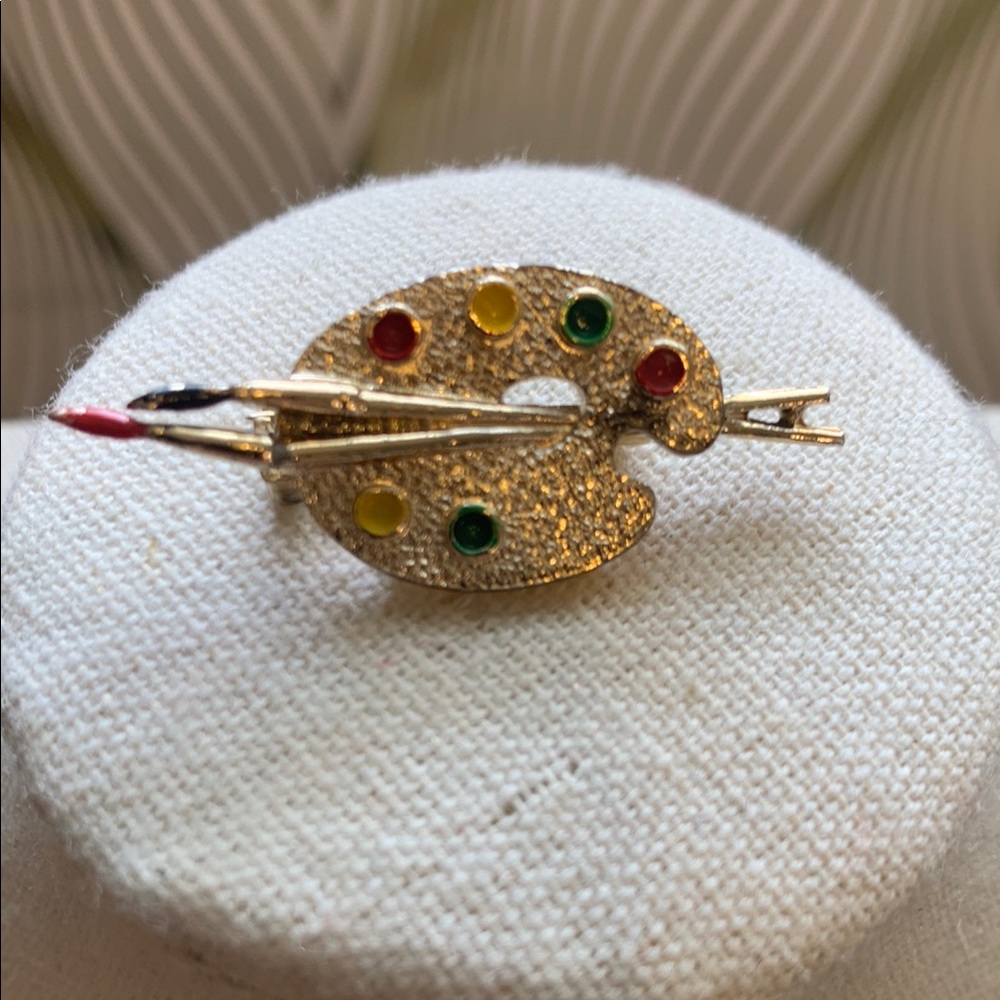Signed Gerry’s Gold Artist Palette Brooch with Colorful Accents